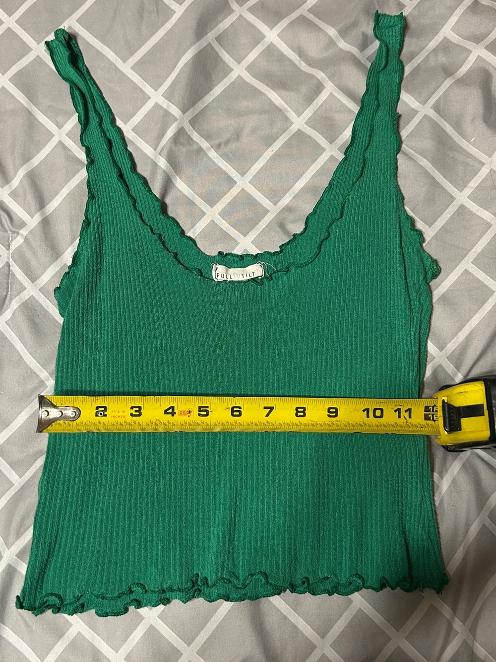 Green Ribbed Lettuce-Edge Tank Top -